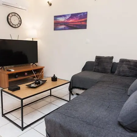 Delightful Modern 1 Bedroom In Kallithea * Athens