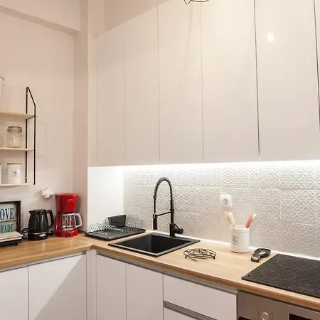 Contemporary Stylish Located Near Metaxourgeio Area * Atene