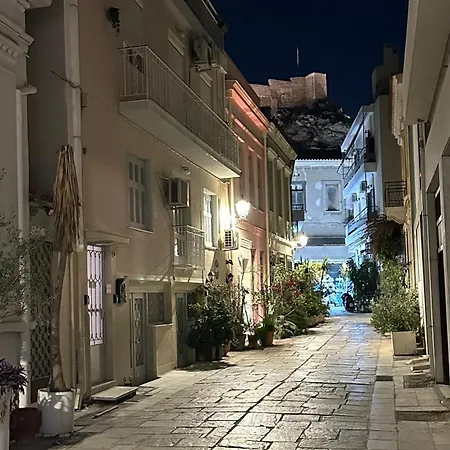 House In Plaka Apartment