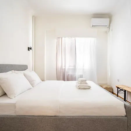 Acropolis Delux 1st Flr Aprt Up 4 Guests By Lodgespot * Athens