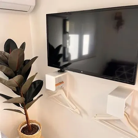 2 Apartment *