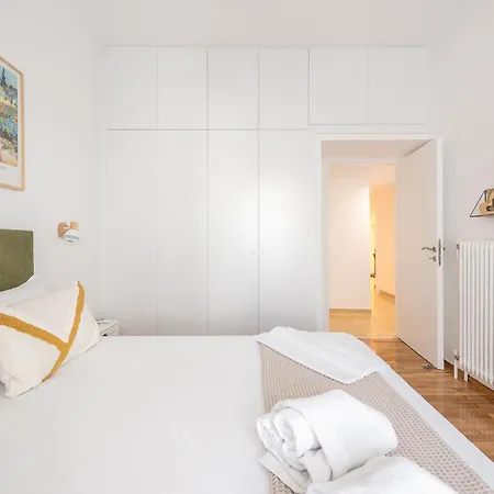 The Business By Cloudkeys Apartment