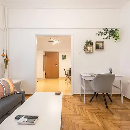 The Business By Cloudkeys Apartment Athens