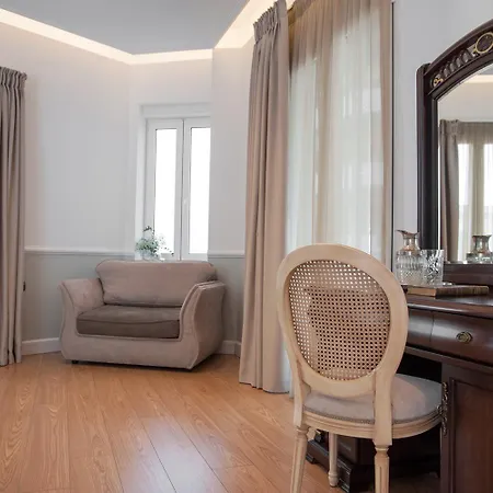 Acropolis Ami Boutique