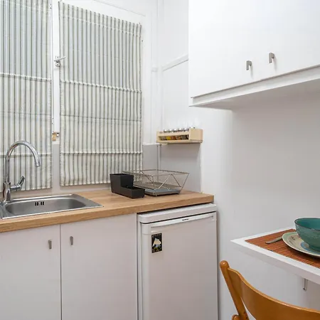 Apartmán Lovely In Likavitos Hill