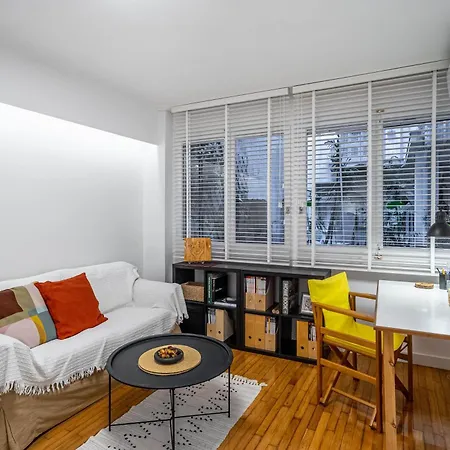 Apartmán Lovely In Likavitos Hill