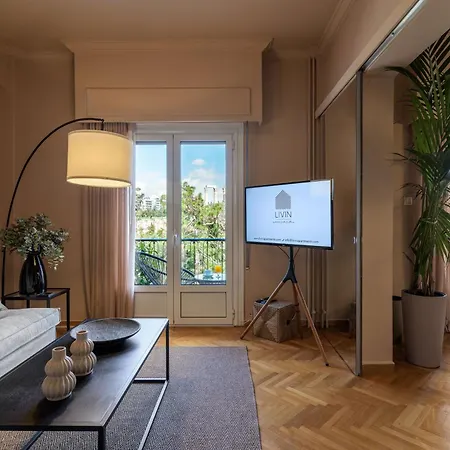Stylish Flat Overlooking The Temple Of Zeus Athens