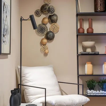 Stylish Flat Overlooking The Temple Of Zeus *