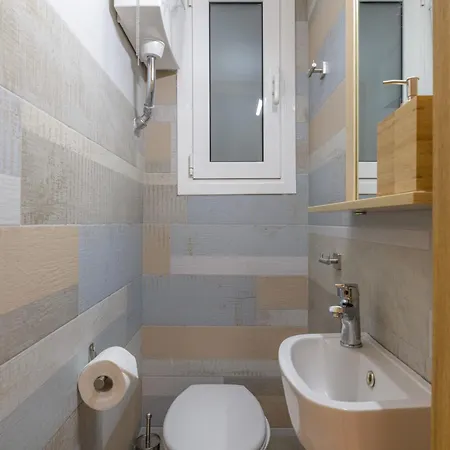 Stylish Flat Overlooking The Temple Of Zeus Apartment
