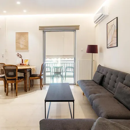 Cozy - Bright & New Apart. - Downtown Apartment