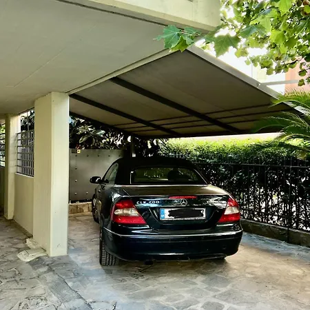 Glyfada's Luxury Apartment Athens
