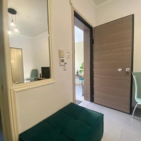 Apartment D & A House 150m From Chalandri Metro Station