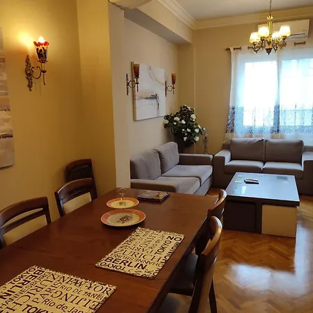 Apartment Cosy Flat In The Heart Of Athens