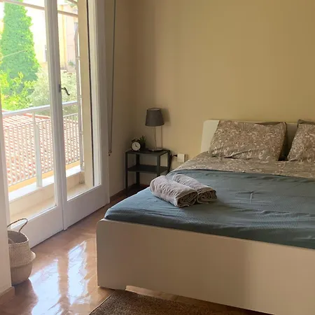Charming Plaka Retreat In The Heart Of Historic Old *