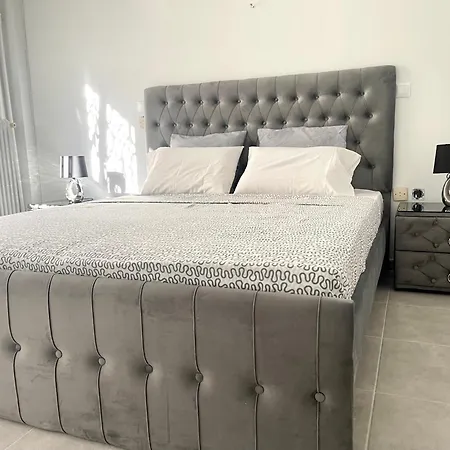 Dp Riviera Apartment