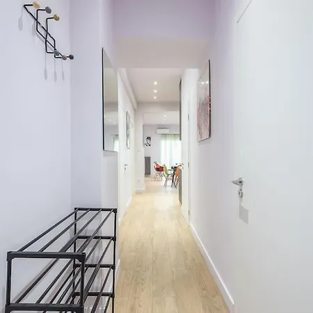 Apartment Bright 3bd In The Historical Center Of Athens