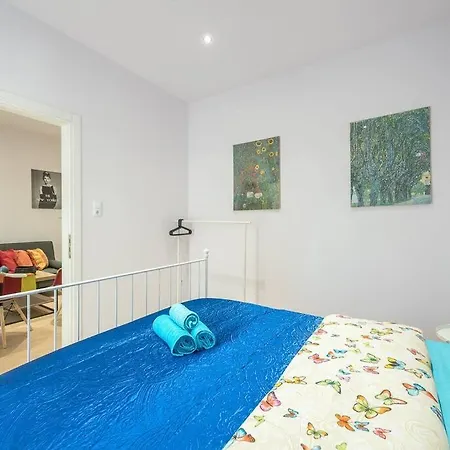 Bright 3bd In The Historical Center Of Apartment *
