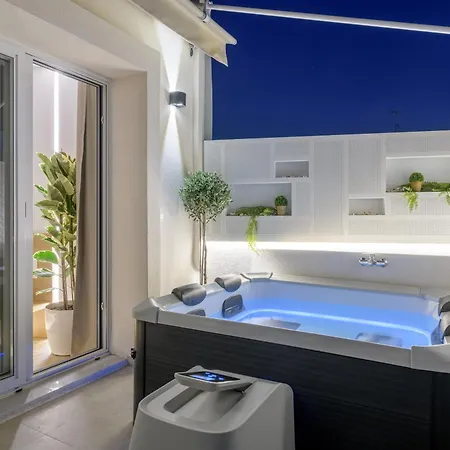 Apartment Sunny Loft With Plunge Pool