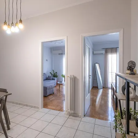 Lovely And Modern 3bd Close To Ampelokipoi Metro Athens