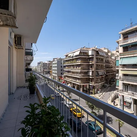 Apartment Lovely And Modern 3bd Close To Ampelokipoi Metro Athens