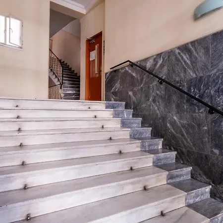 Lovely And Modern 3bd Close To Ampelokipoi Metro Athens