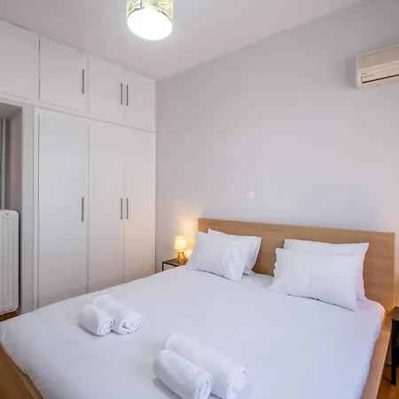 Lovely And Modern 3bd Close To Ampelokipoi Metro *