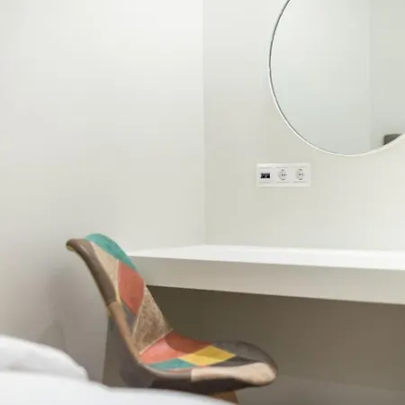 Elegant In Apartment *
