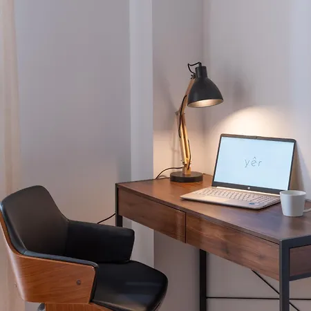 Comfort Oasis: Work-friendly Space W/fiber Net