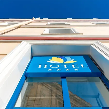 Lotus Hotel