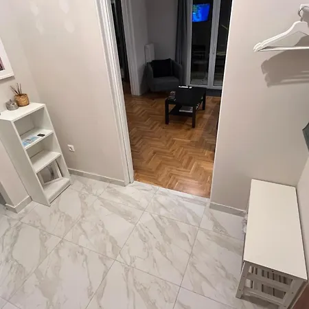 4 Newly Renovated Charming Steps From Panormou Metro Station