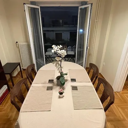 Apartment 4 Newly Renovated Charming Steps From Panormou Metro Station Athens