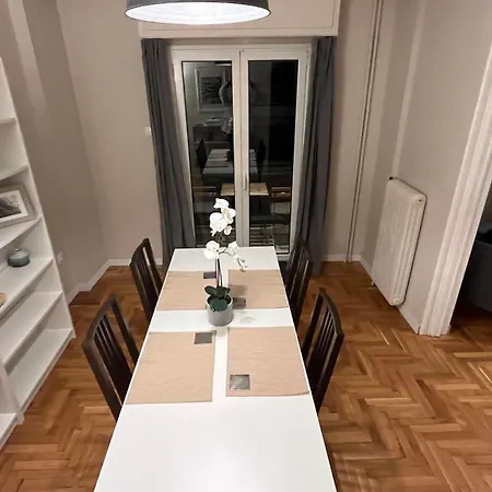 Apartment 4 Newly Renovated Charming Steps From Panormou Metro Station *