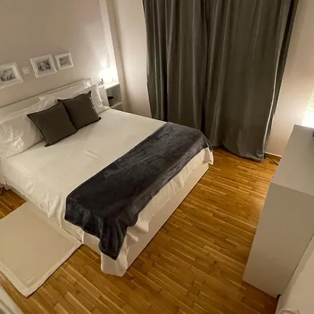 4 Newly Renovated Charming Steps From Panormou Metro Station Apartment Athens