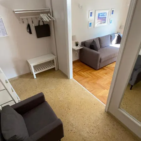 4 Newly Renovated Charming Steps From Panormou Metro Station * Athens