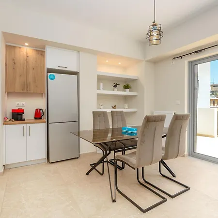 Luxury Penthouse Near Acropolis Apartment *