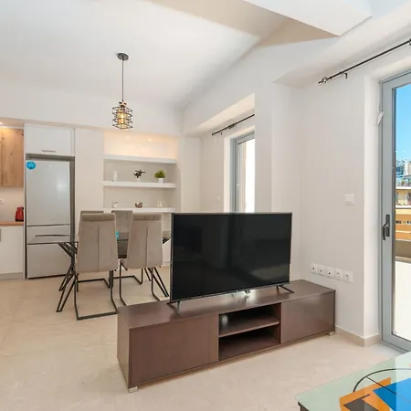 Luxury Penthouse Near Acropolis Apartment
