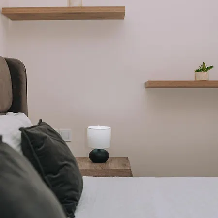 Comfy Near Acropolis * Atenas