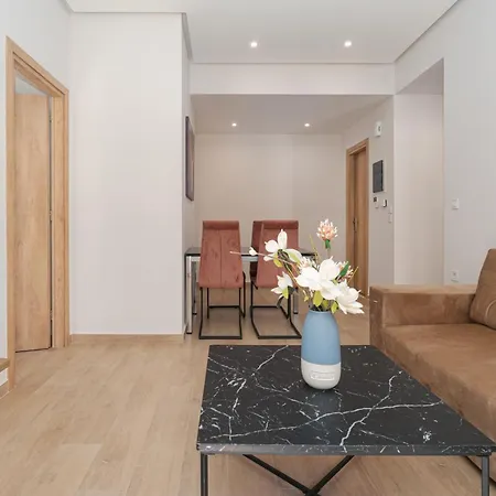 Comfy Near Acropolis Atenas