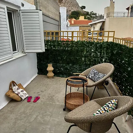 House In Plaka Athens
