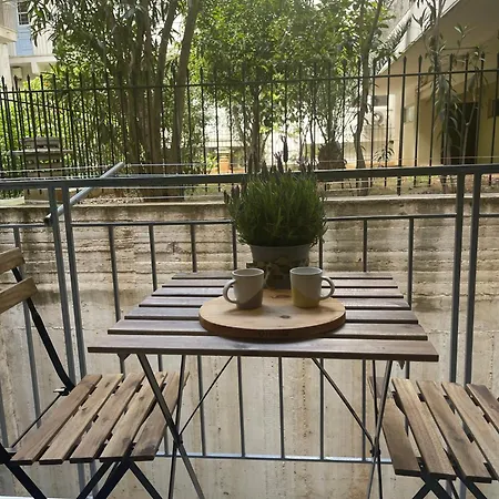 Antinoros Inn, Stylish Apartment,3' To Metro Apartment Athens