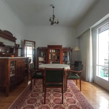 Apartment 3-generations Athenian