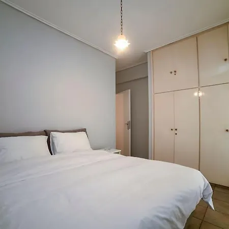 Myrto-apartments-athens Atenas