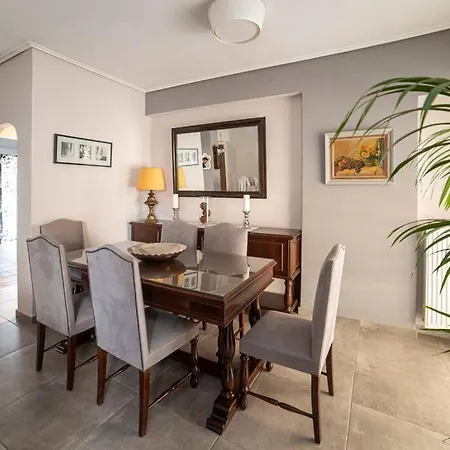 Myrto-apartments-athens Atenas