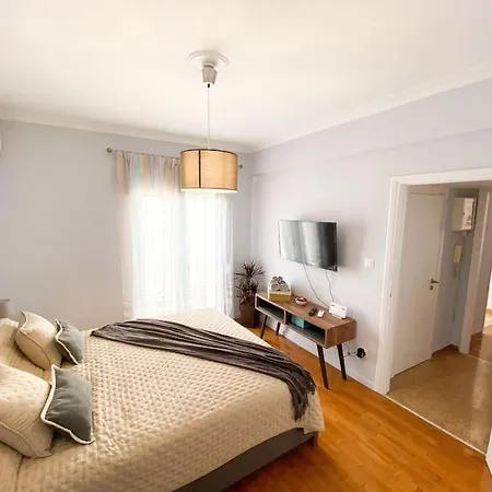 6th Floor In Victoria Square Apartment
