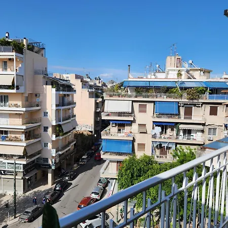 Bachelor Penthouse With Roof Garden Access, 15 M Walk To Acropolis Apartment Athens