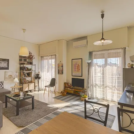Apartment Marousi 4th Floor