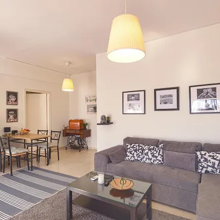 Apartment Marousi 4th Floor