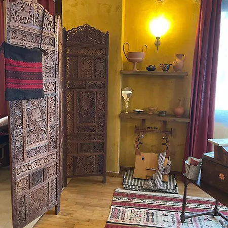 Apartment Oikos Ancient Greek House *