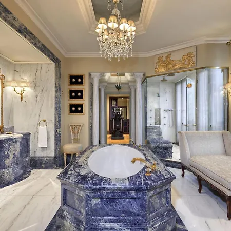 Grande Bretagne, A Luxury Collection Hotel 5*