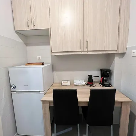 Apartment 3' To Metaksourgio Metro Station Athens